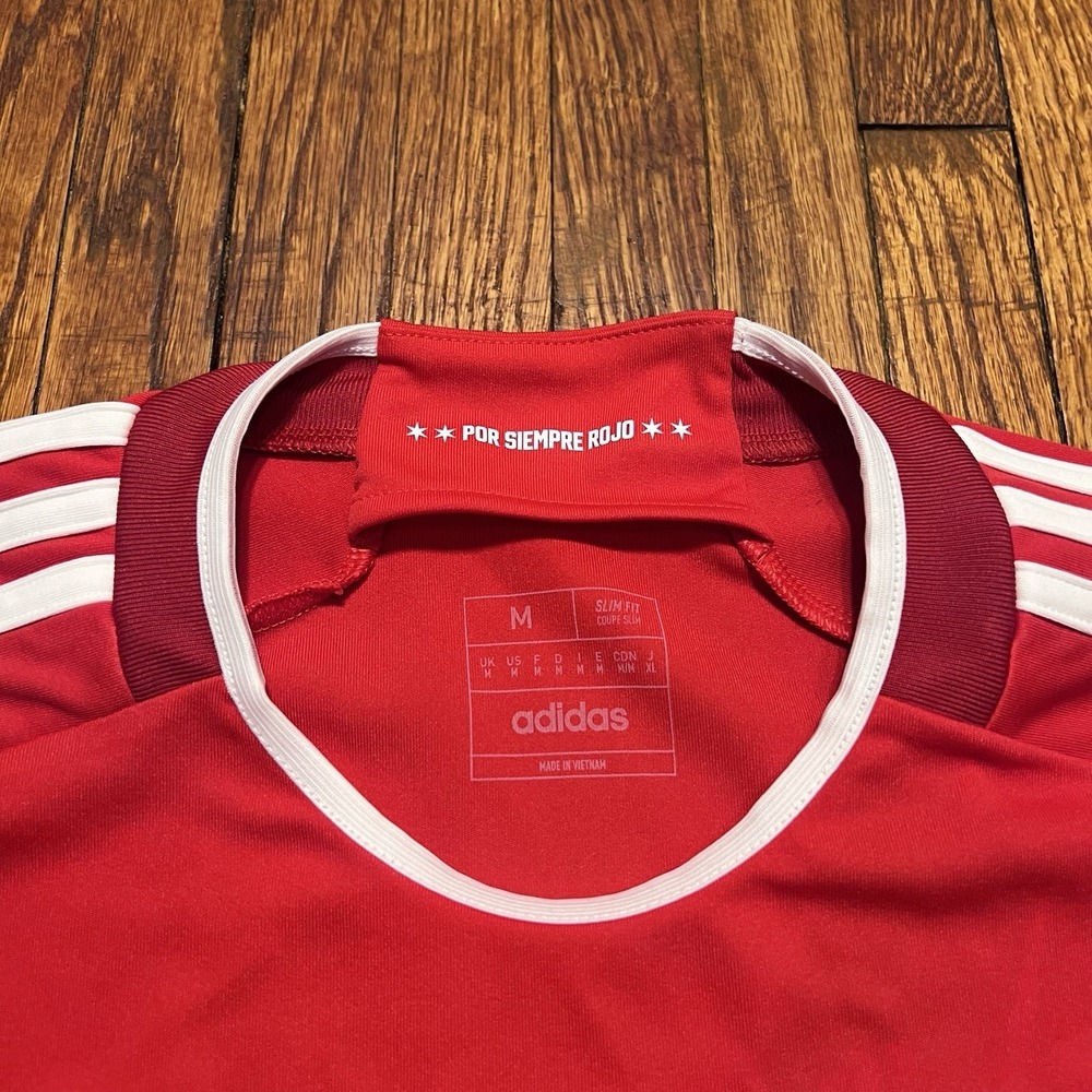 Adidas Chicago Fire FC MLS Home Jersey Men's Medium NWT $100 Carvana Slim Fit - Picture 3 of 10